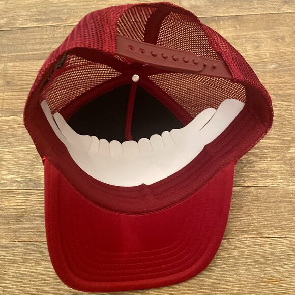 C9 Cloud Nine Aspen Snowmass Snapback Trucker Hat Cap One Size OS Maroon NEW - Picture 4 of 4